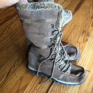 Sketchers fur boots